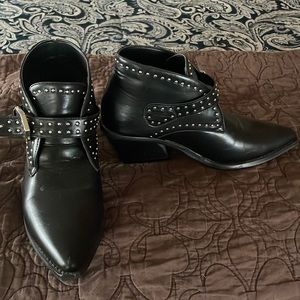 Black seven 7 booties EUC